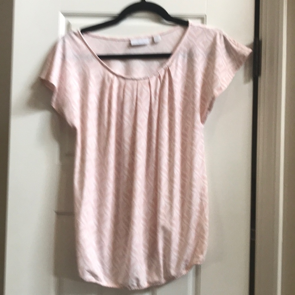 NY&Co Pink and white patterned dress shirt. - Picture 3 of 5